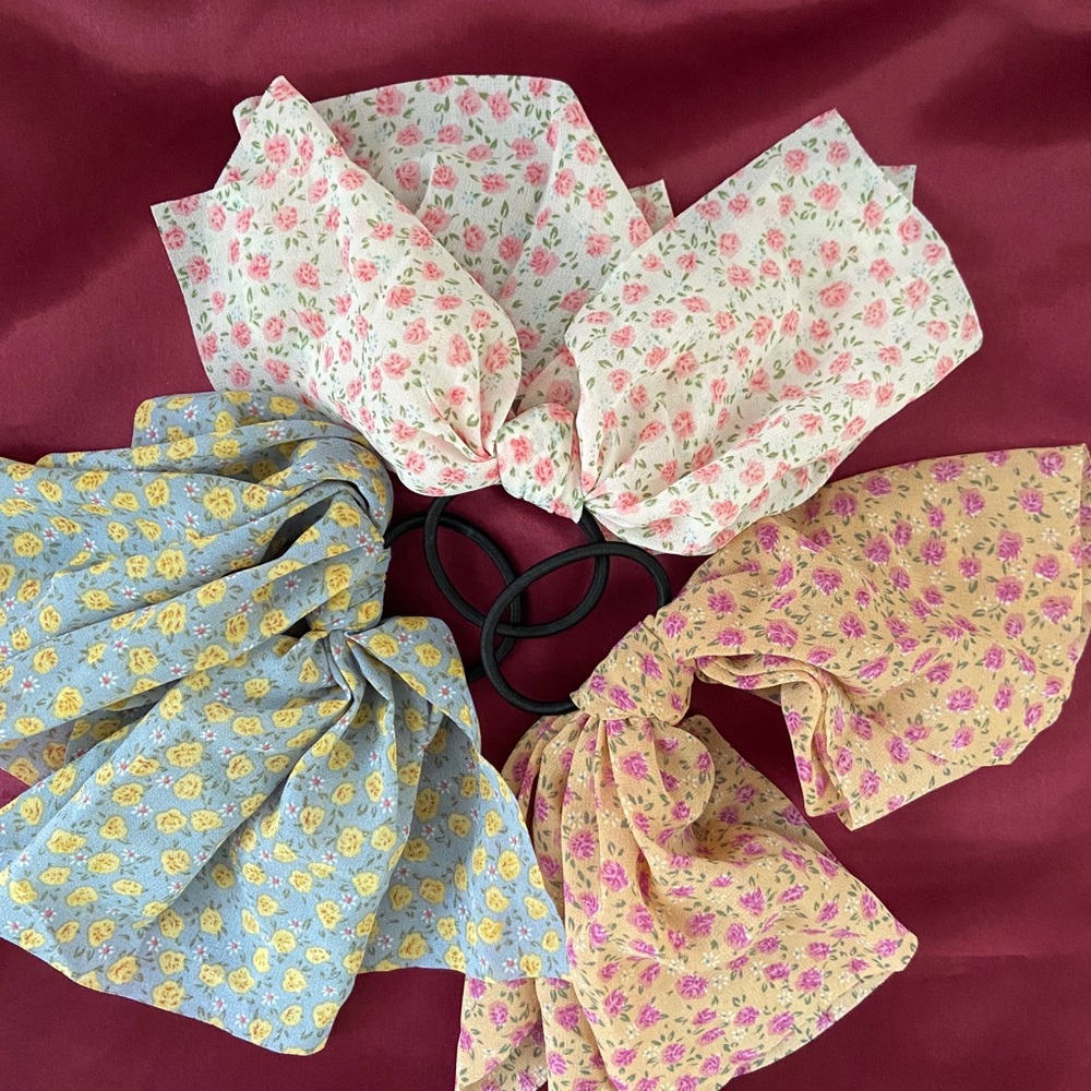 💕LAST ONE Influencer Hair Tie Scrunchies - Picture 3 of 4